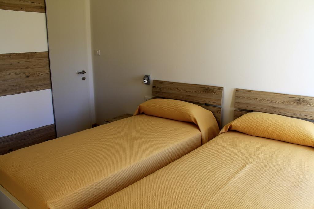 Domus Helios Villa Levico Terme Eksteriør billede